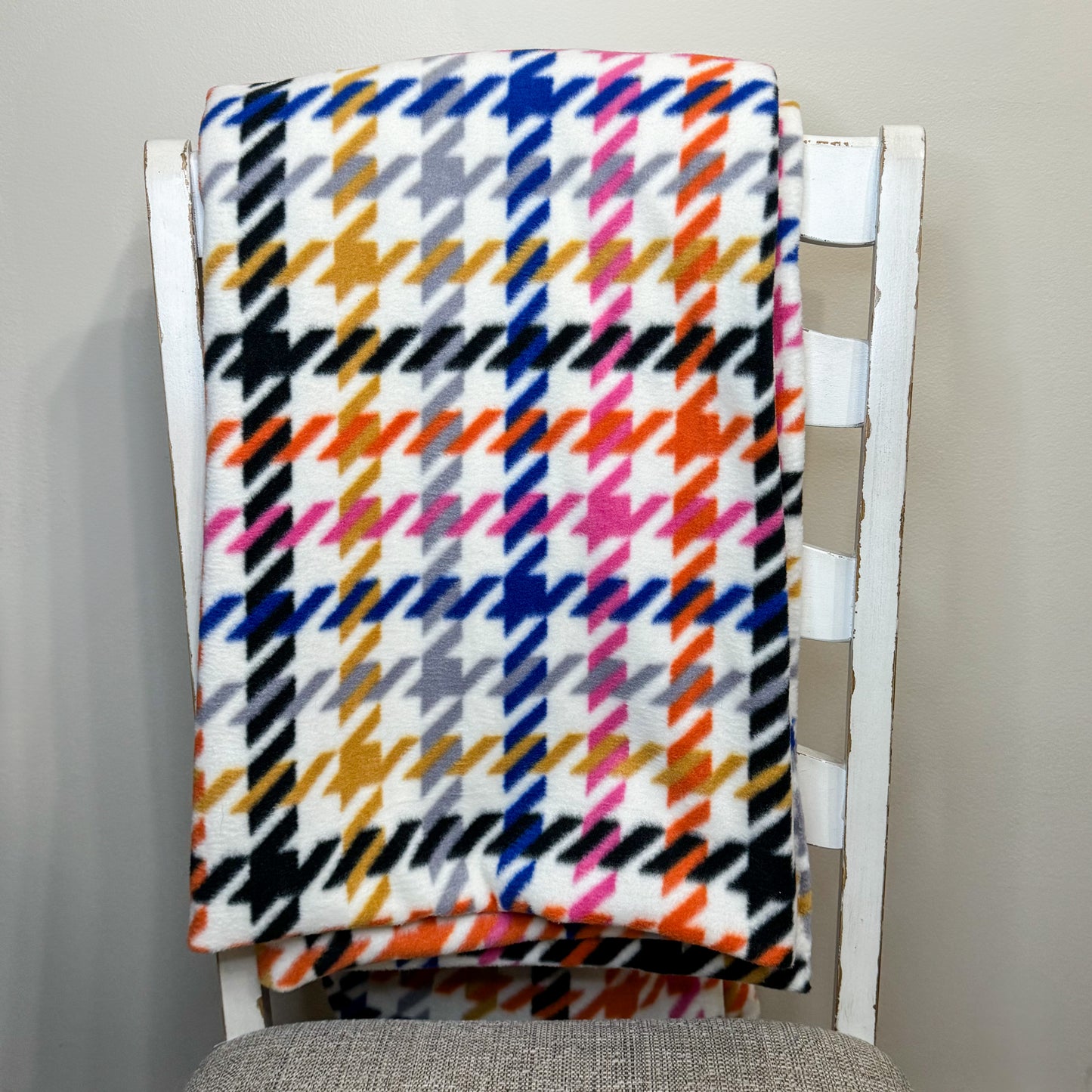 Cozie Chic Fleece Blanket